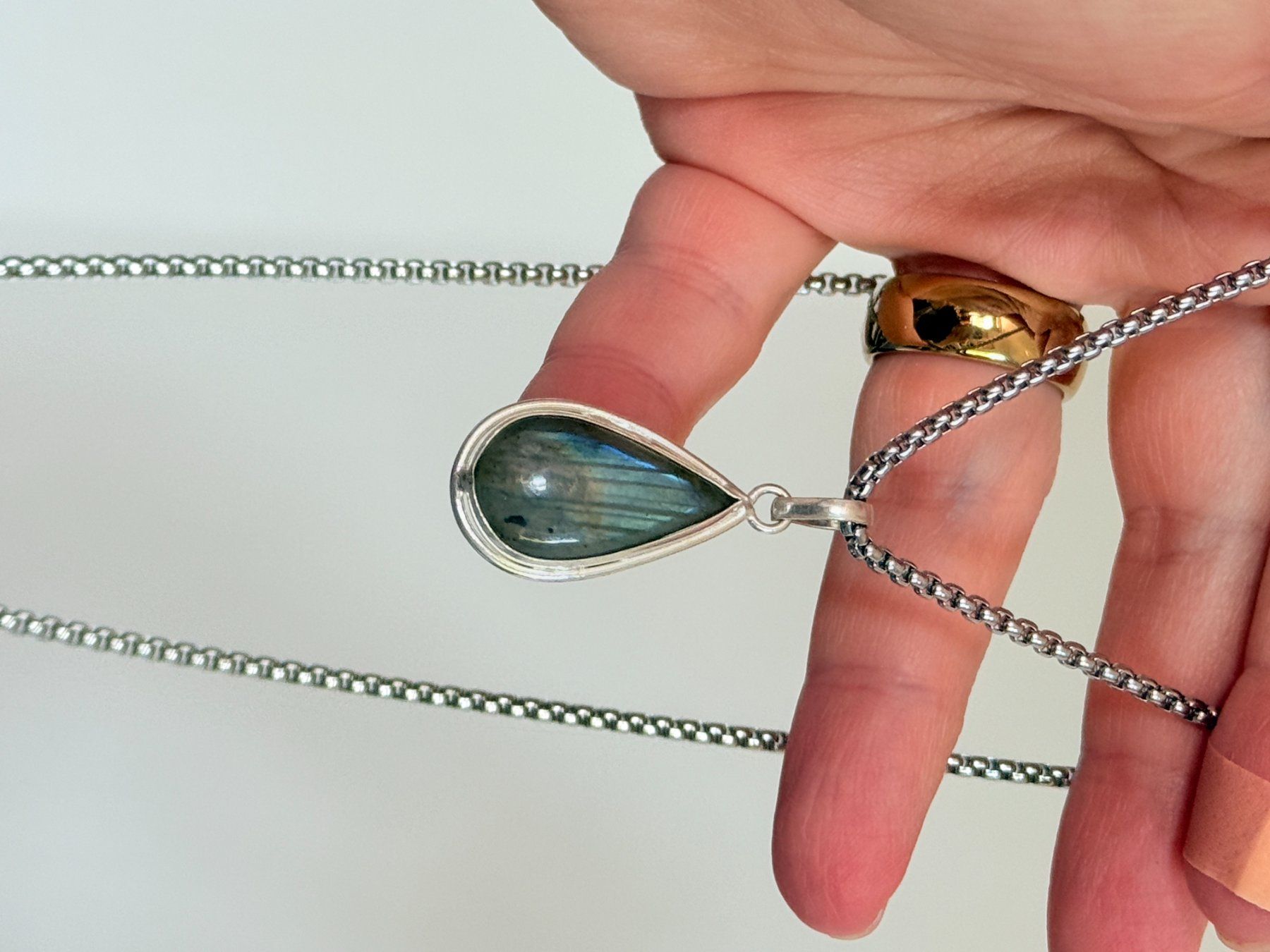 Catenine: Collier avec pendentif larme en labradorite – Nuovo e nell'imballaggio originale da Genève venduto da AWWA 3