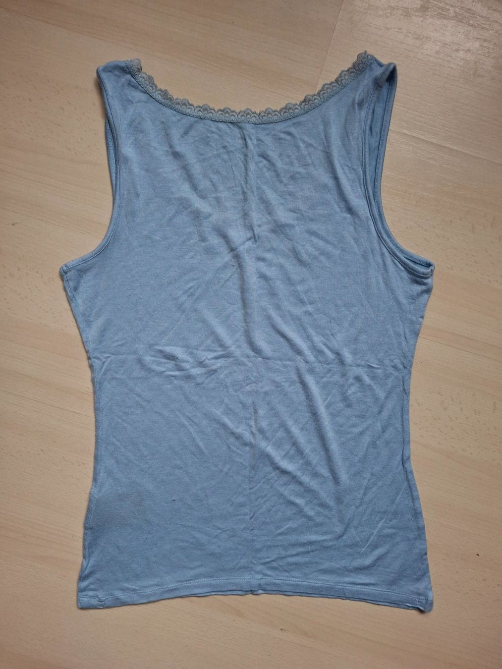 Tops: Top hellblau mit Spitze – Gebraucht aus Walterswil SO von Mama_noel 2