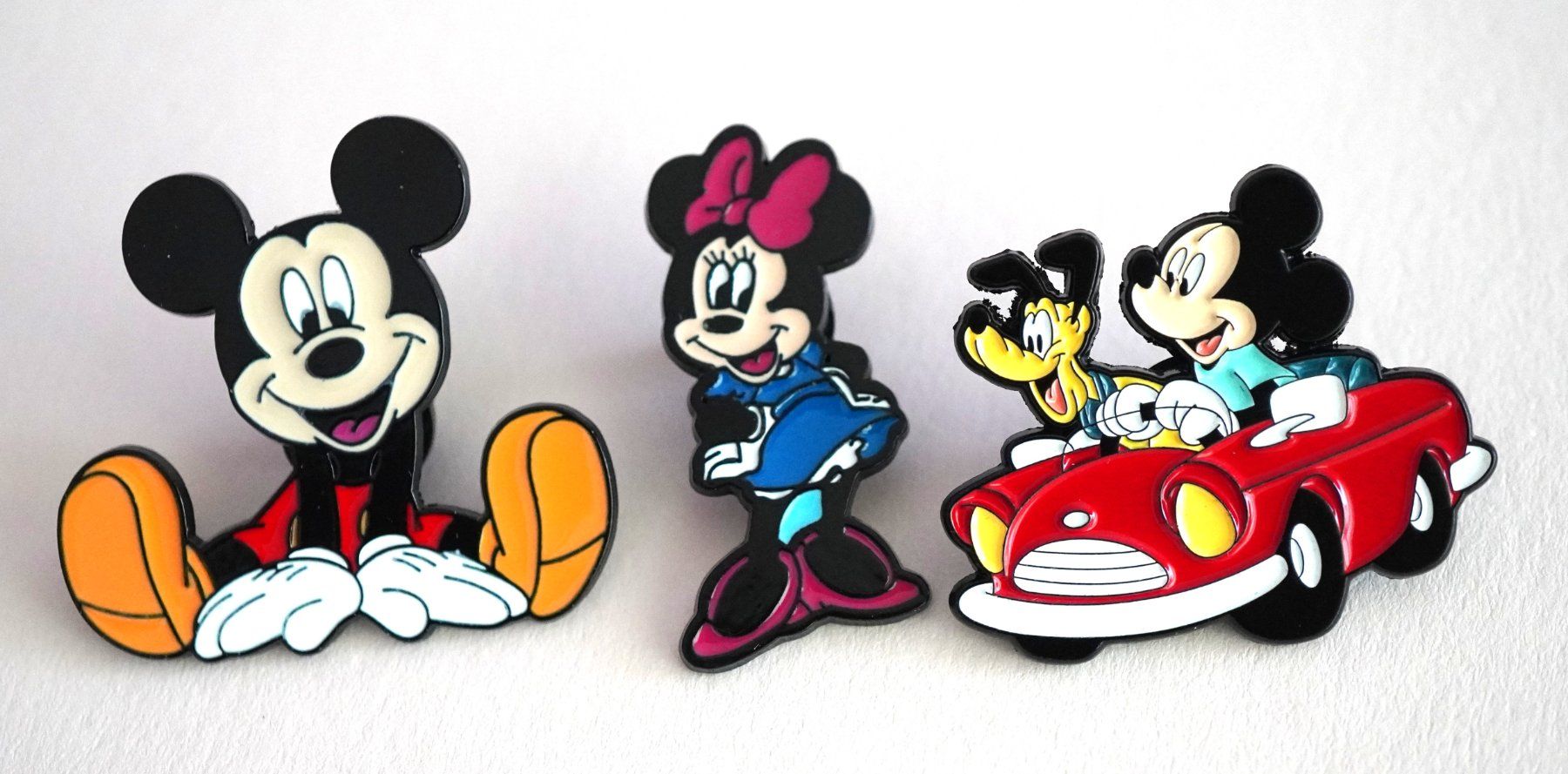 Disney Placchette & Badge: 3 Pin Disney Micki Maus – Usato da Worb venduto da worb01