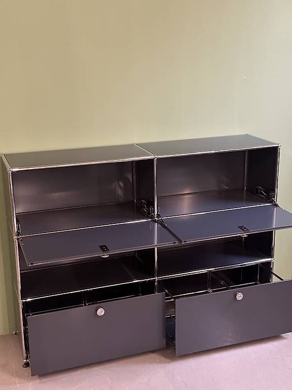 Scaffali: USM Haller Anthrazit 2x3 – Usato da Glattbrugg venduto da q-aderdesign 2