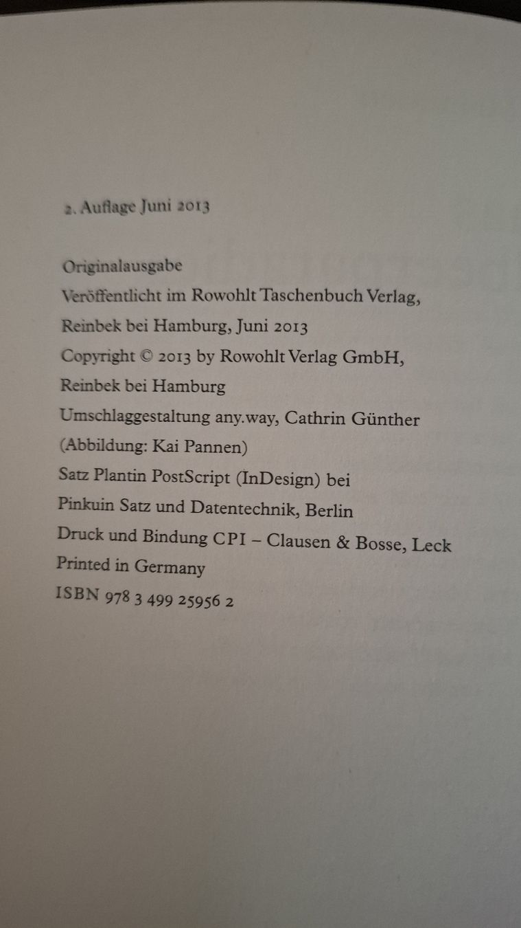 Bücher: Roman • Omas Erdbeerparadies • Janne Mommsen – Gebraucht aus Ottenbach von Rasenmaeeher 2