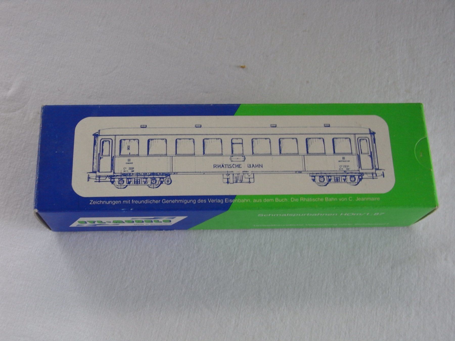 Modellini di ferrovie: STL-Models, Rhätische Bahn, rot, H0m, OVP – Nuovo e nell'imballaggio originale da Wohlen AG venduto da Kusy77 1