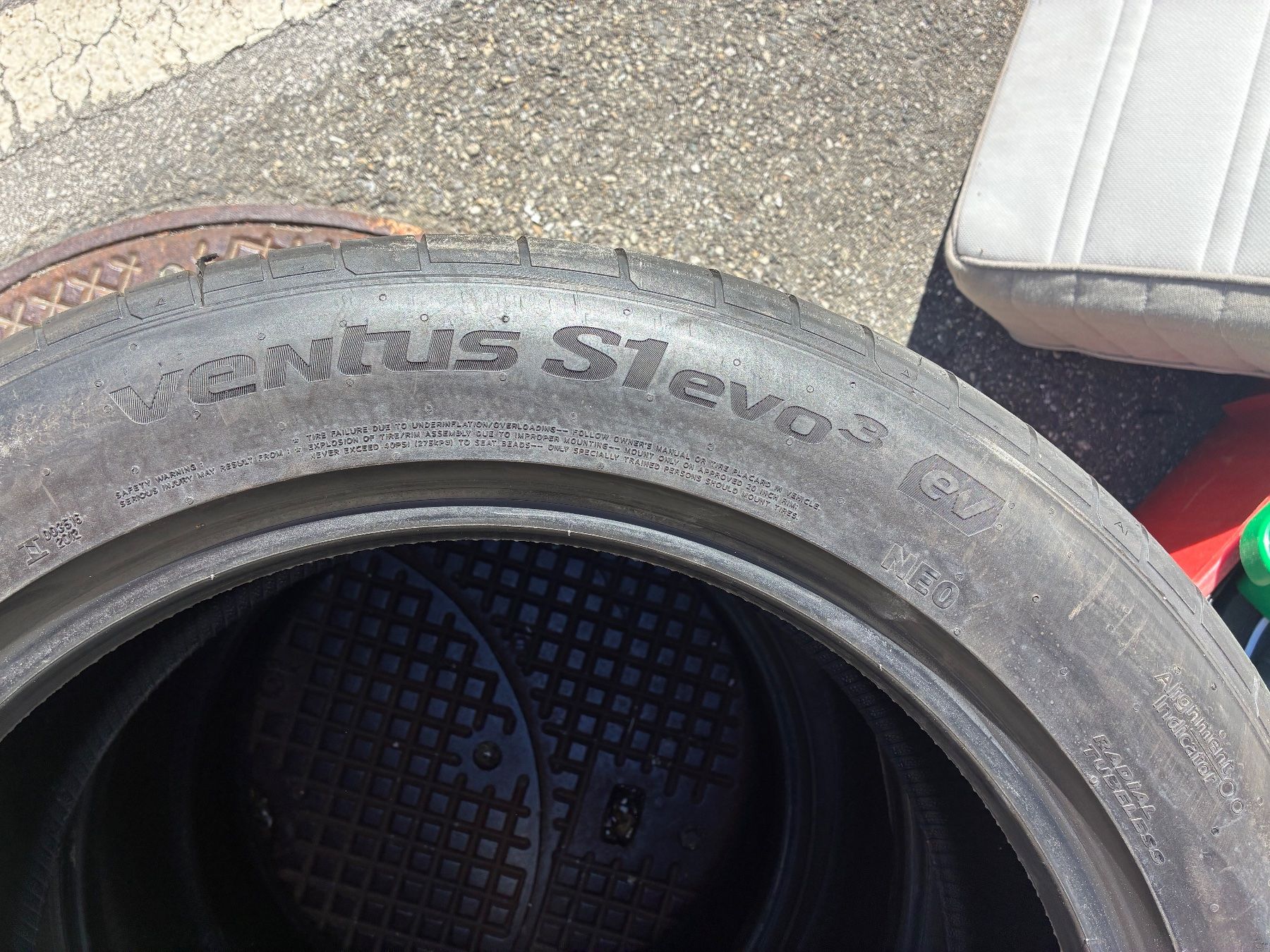 Pneus & Roues: Pneus – D'occasion à Sion par em1_2wkw 4