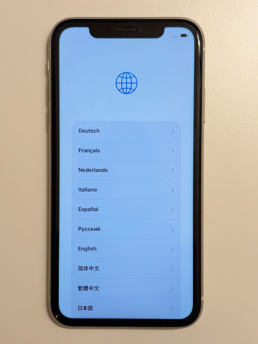 Apple Telefoni cellulari / Smartphones: Apple iPhone 11 weiss – Usato da Ried b. Kerzers venduto da role73 5