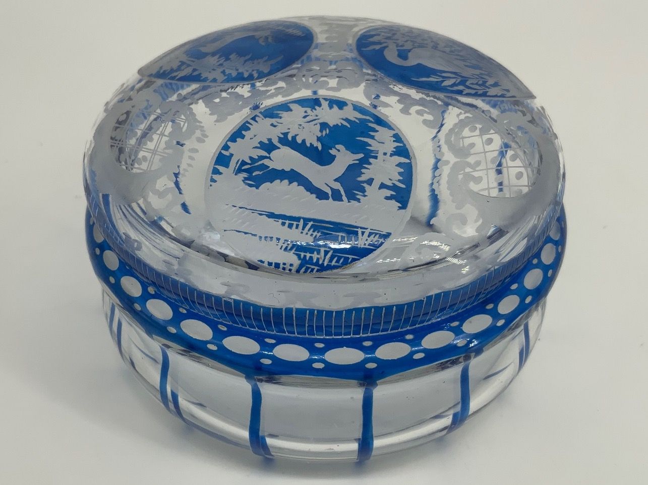 Bicchieri: Dose Böhmisches Ueberfang Glas geschliffen – Usato da Erlach venduto da silvia3235 7