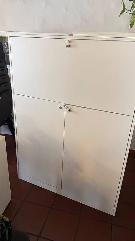 Armoires: Büro-Schrank – D'occasion à Aarau par stony5000 4