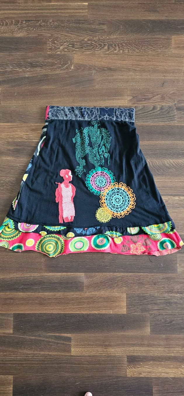 Desigual Gonne: Rock/ Jupe/ Skirt – Usato da Baar venduto da hba_y8kv 3