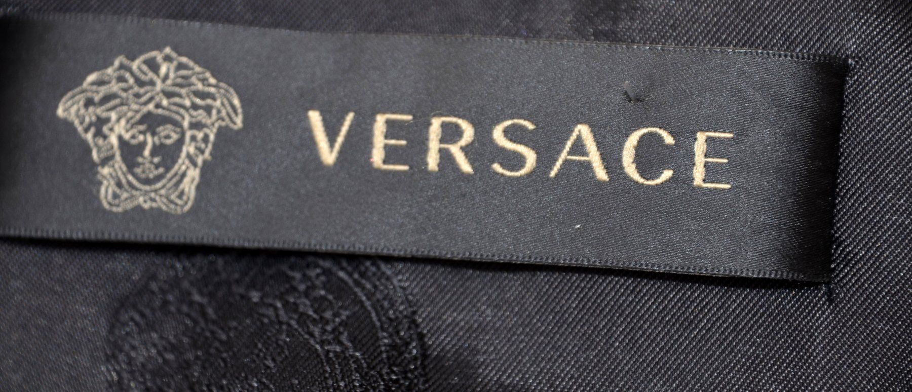 Versace Vestiti: Versace Kleid / robe .38 – Usato da Collonges venduto da arashee 8