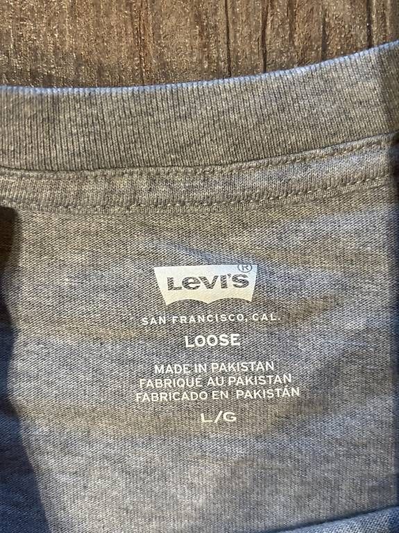 Levi's T-shirt: Levis T Shirt Gr. L – Usato da Sursee venduto da leni.leni 1