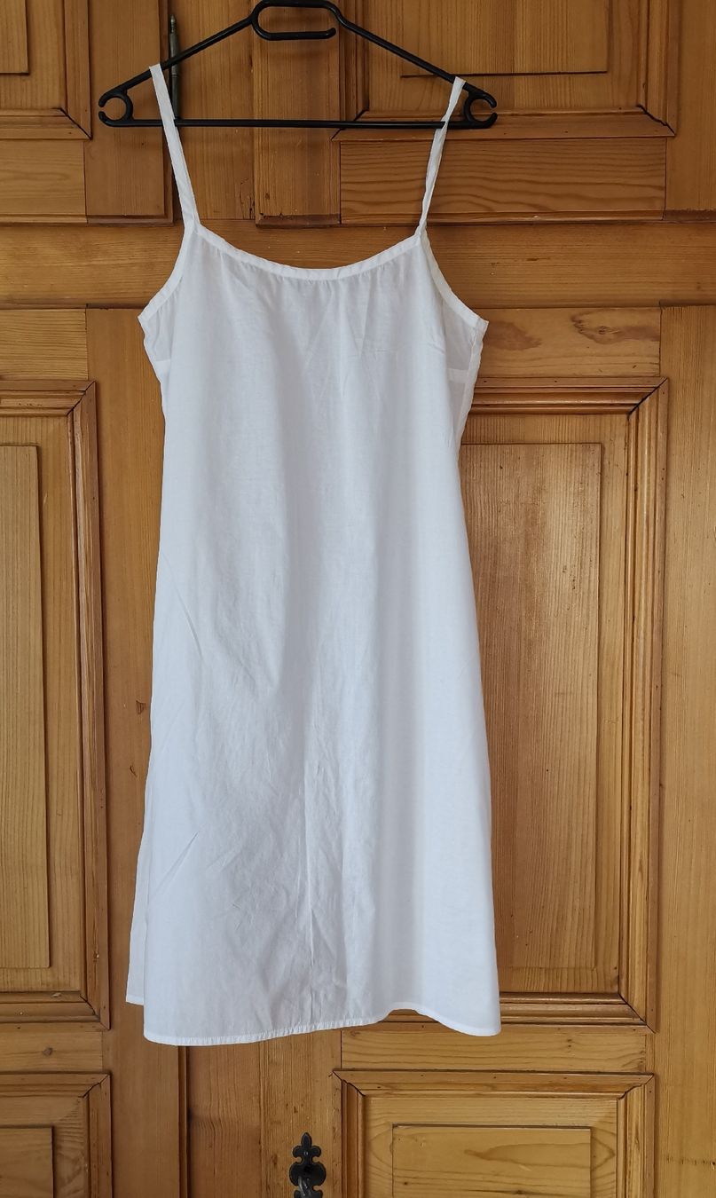 Nile Kleider: Nile Leinenkleid – Gebraucht aus Uerikon von pink_flamingo 1