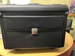 %Alassio Pilotenkoffer, Lederimitat, ca. 48x39,5x23 cm,