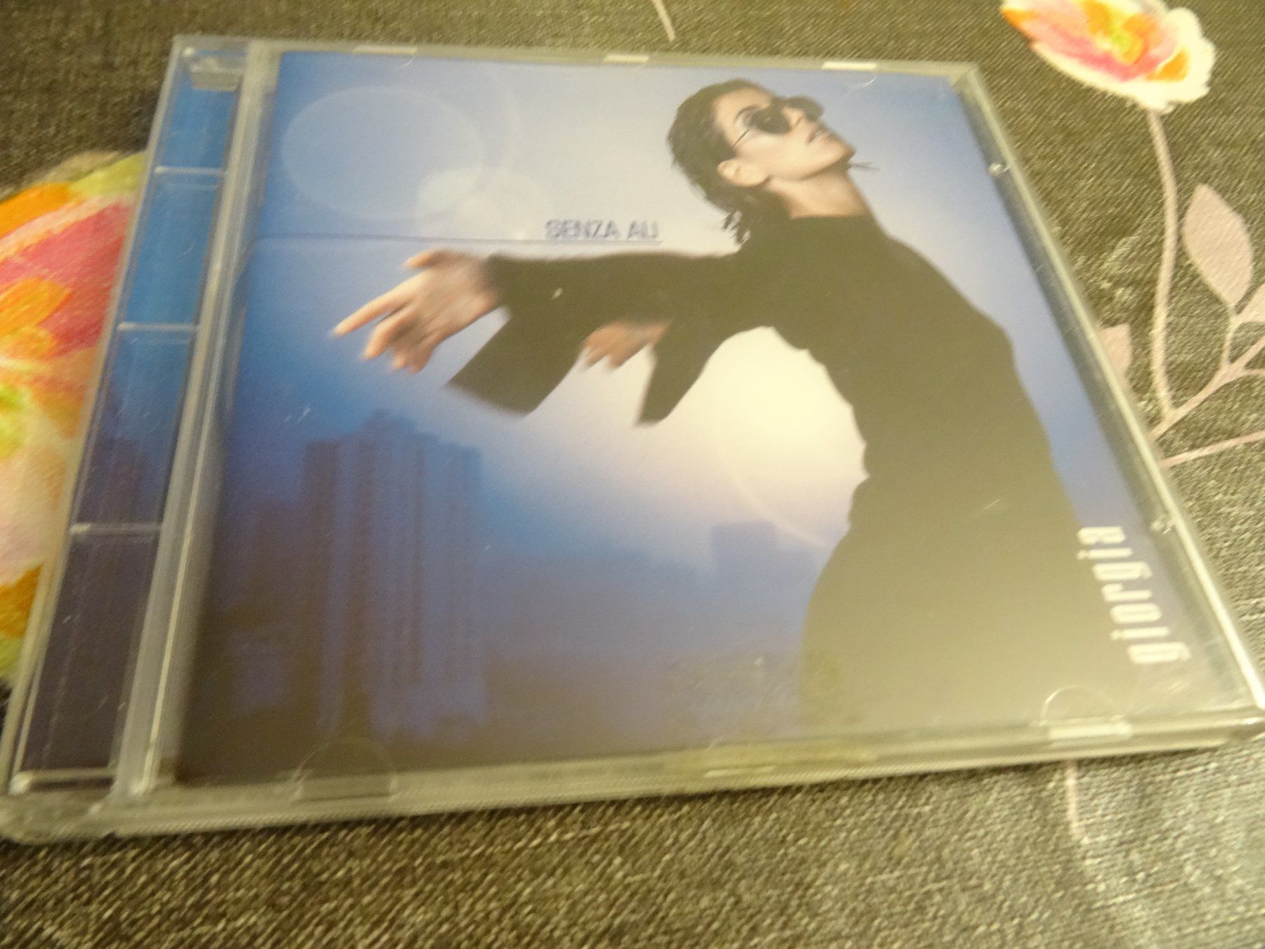 CD: Giorgia - Senza Ali CD – Usato da Olten venduto da Disc-Ausverkauf