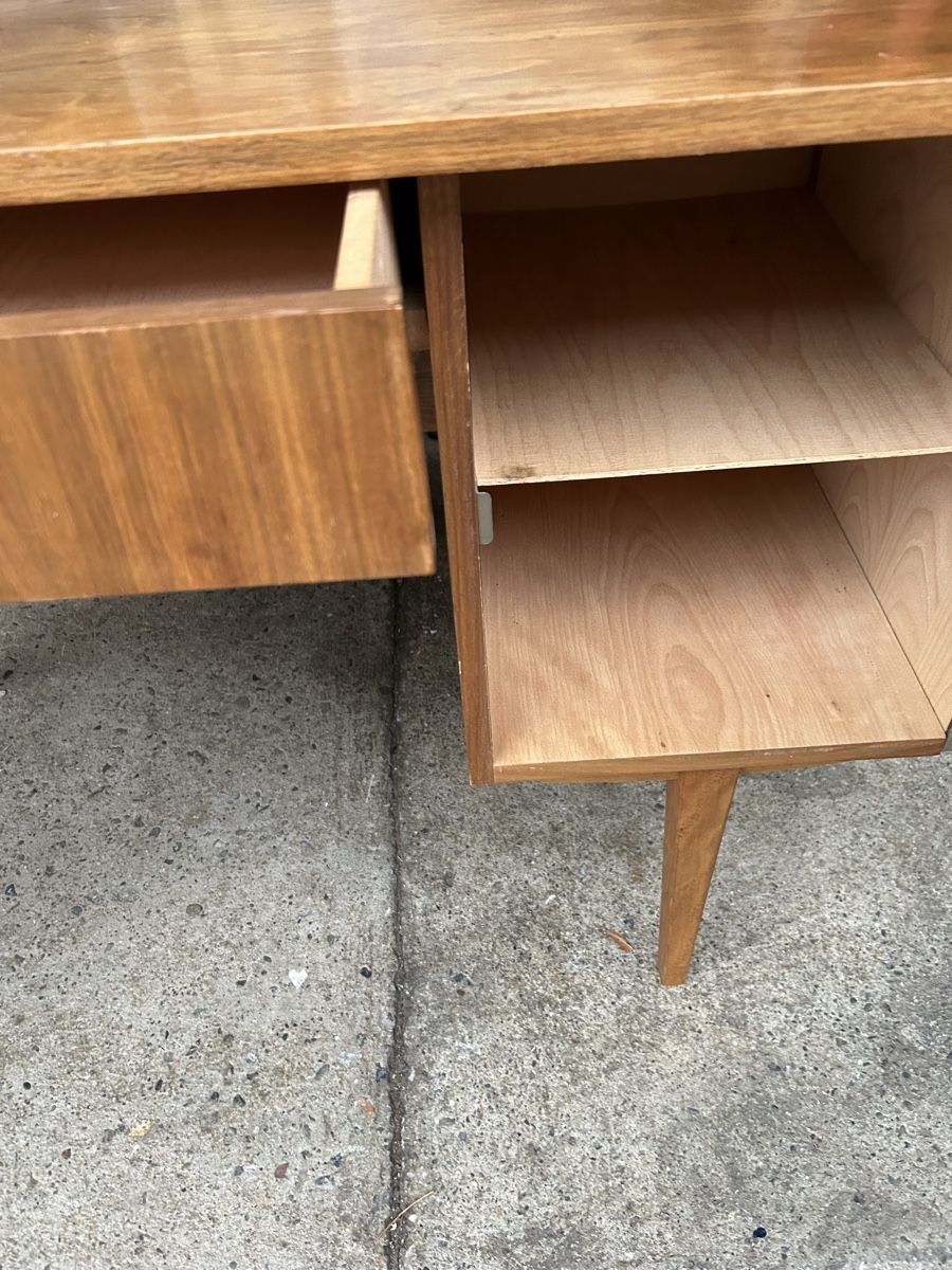 Schreibtische: Schreibtisch vintage – Gebraucht aus Bern von wal_qv9w 3