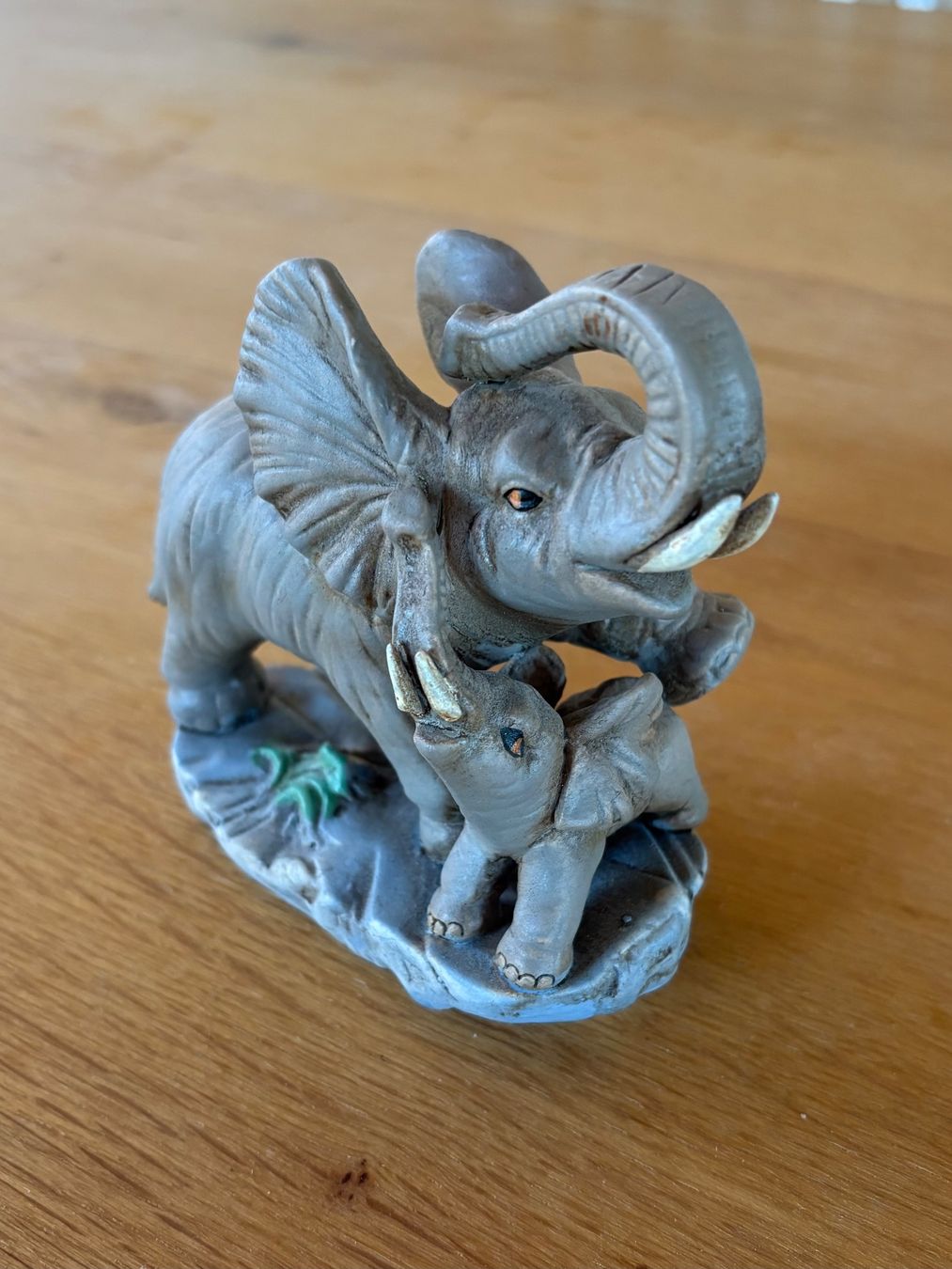 Figuren: Deko Figur Elefant mit Kalb/Kind – Gebraucht aus Siblingen von Vany_McDougall