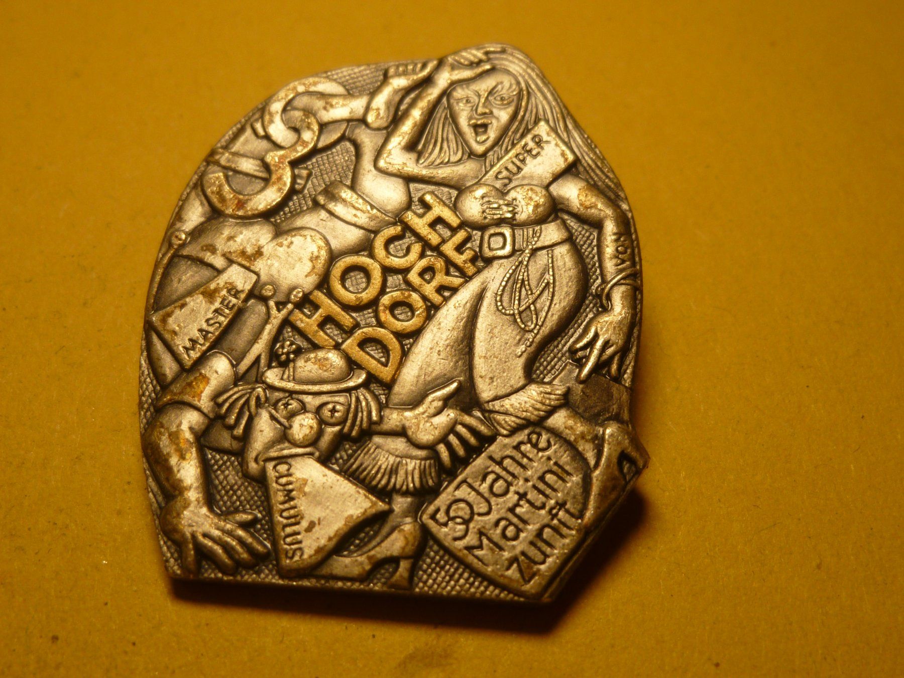 Placchette & Badge: HOCHDORF 2003 SILBER – Usato da Ried (Muotathal) venduto da Mandarin02