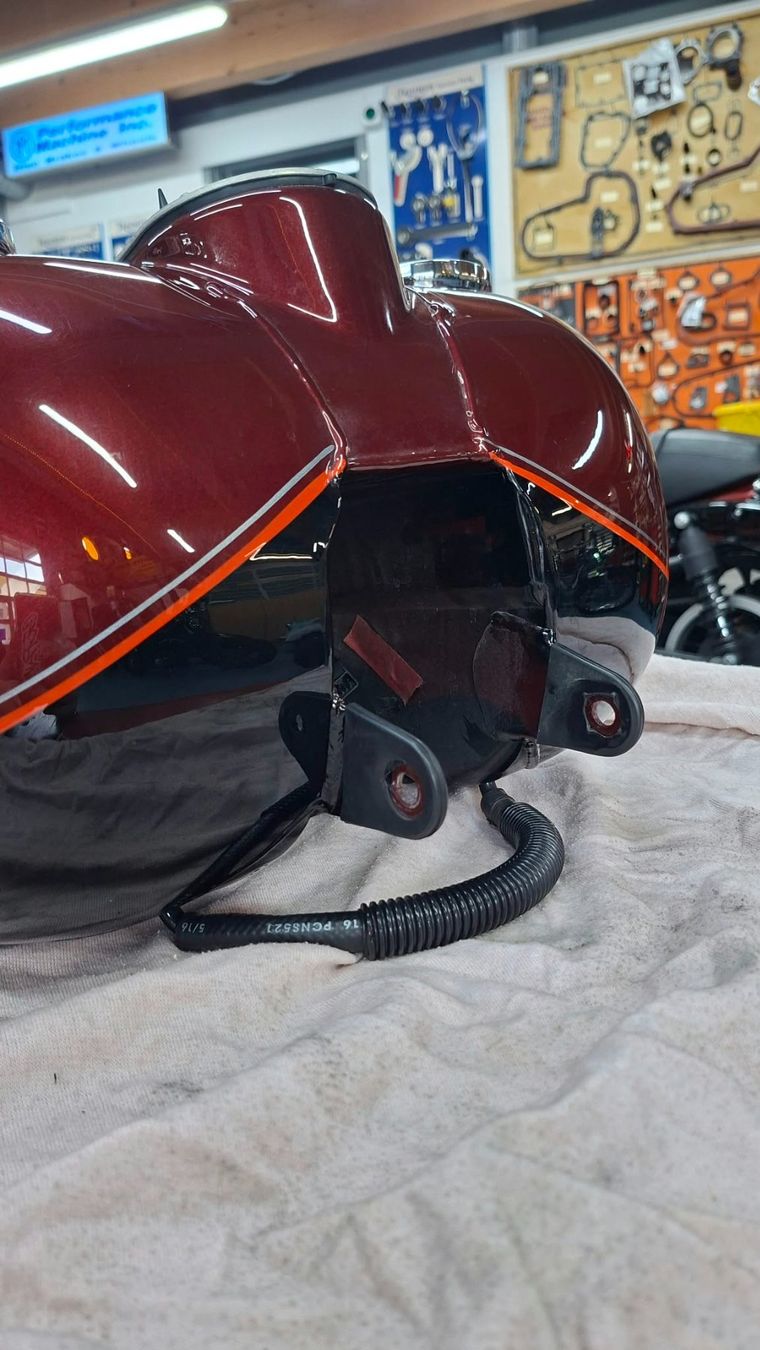 Harley-Davidson Accessori per altri veicoli: Harley Davidson Road King 2002 Tank – Usato da Alpnach Dorf venduto da Motorrad-Girl 3