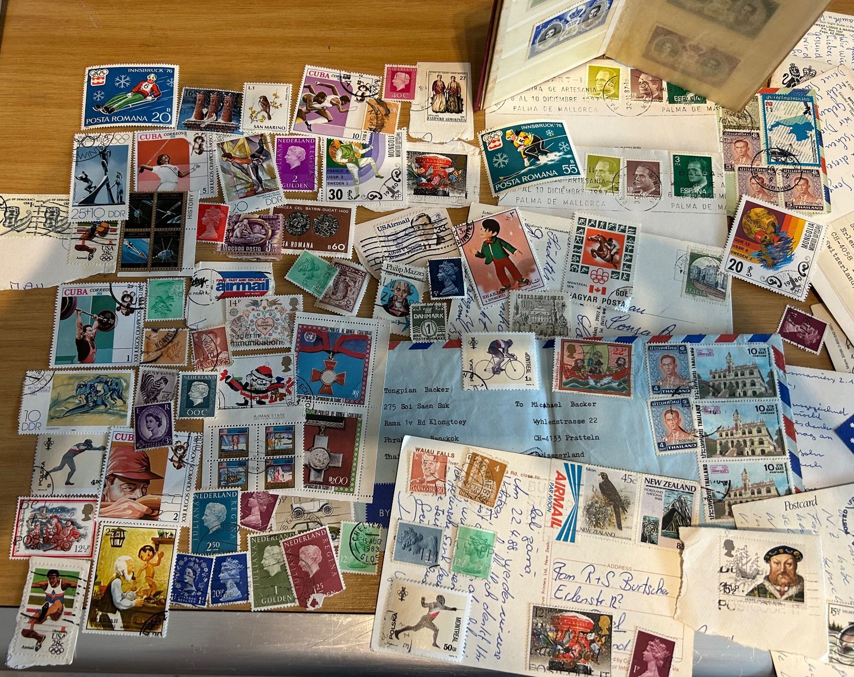 Alle Briefmarken: Briefmarkensammlung – Gebraucht aus Riehen von Rodiba