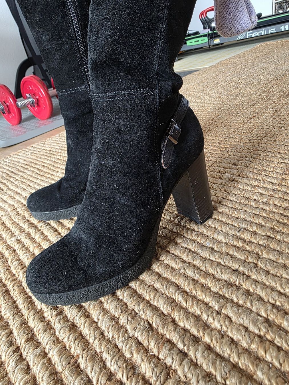 Scarpe da donna: Stivali alti neri in camoscio, 37 – Usato da Massagno venduto da let_6pgs 3