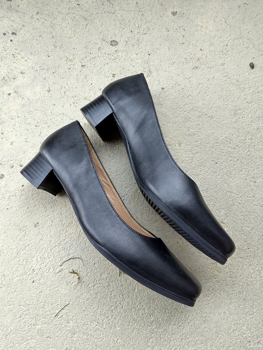 Scarpe da donna: Schwarze Elegante Pumps Amblers, Grösse 43, Neu – Nuovo (secondo la descrizione) da Roggwil BE venduto da G4MER 1