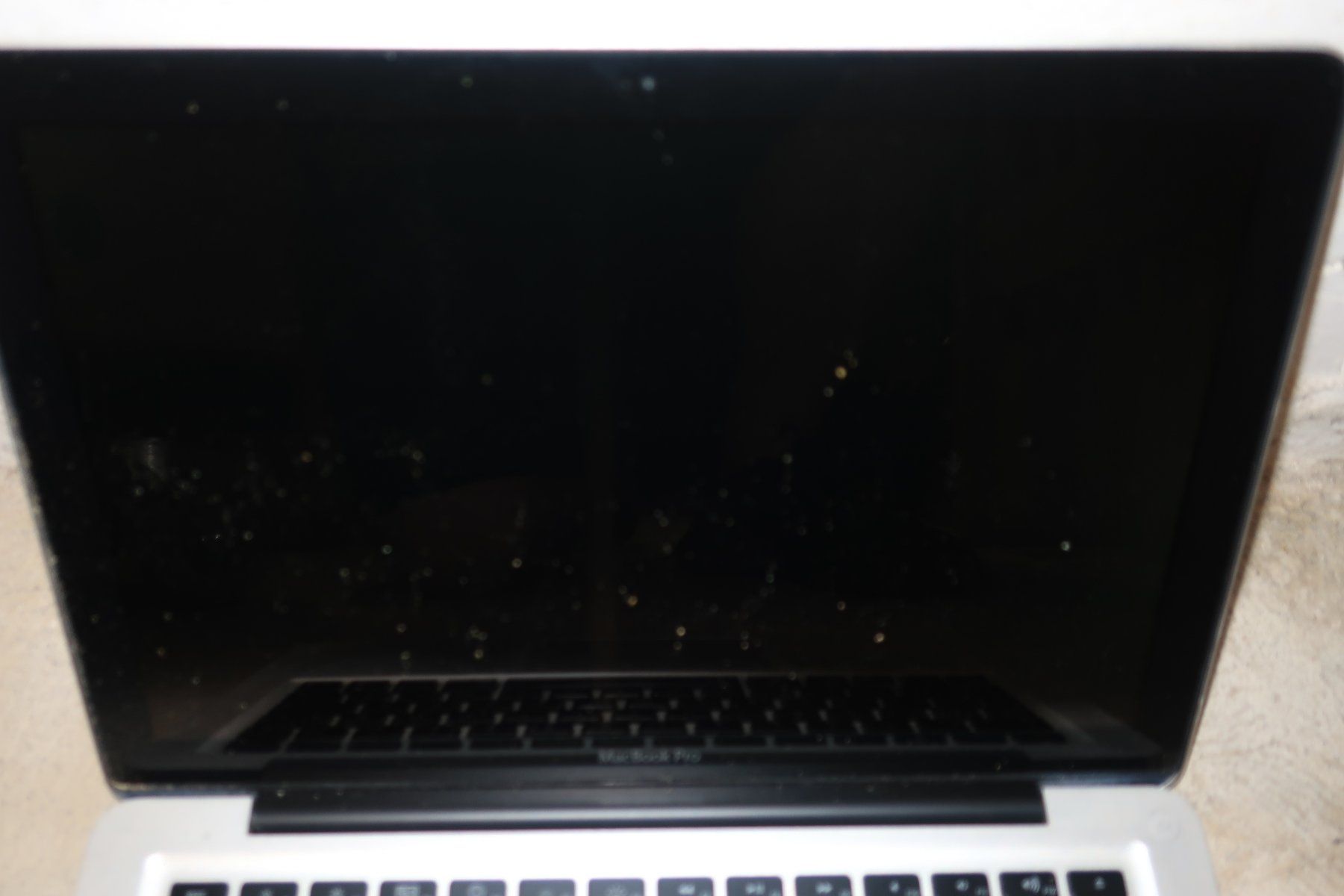Apple Portables: HEUTE Apple Mac Book Pro 13" DEFEKT – Défectueux à Zürich par dnk_nrd8 2