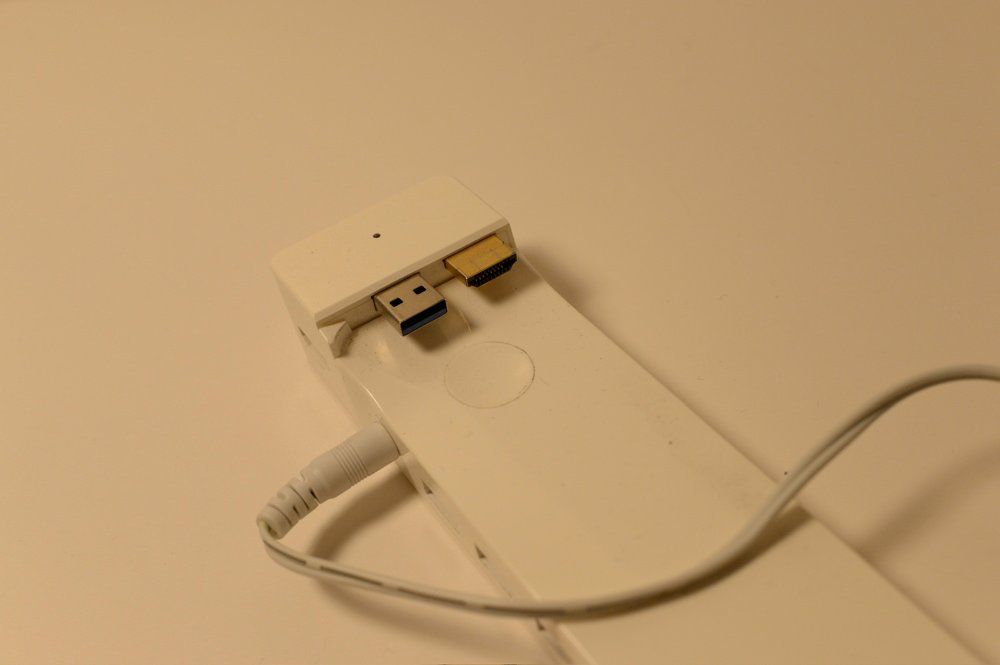 Docking station: Docking Station pour Apple Macbook 15" LandingZone – Usato da Onex venduto da swopper 3
