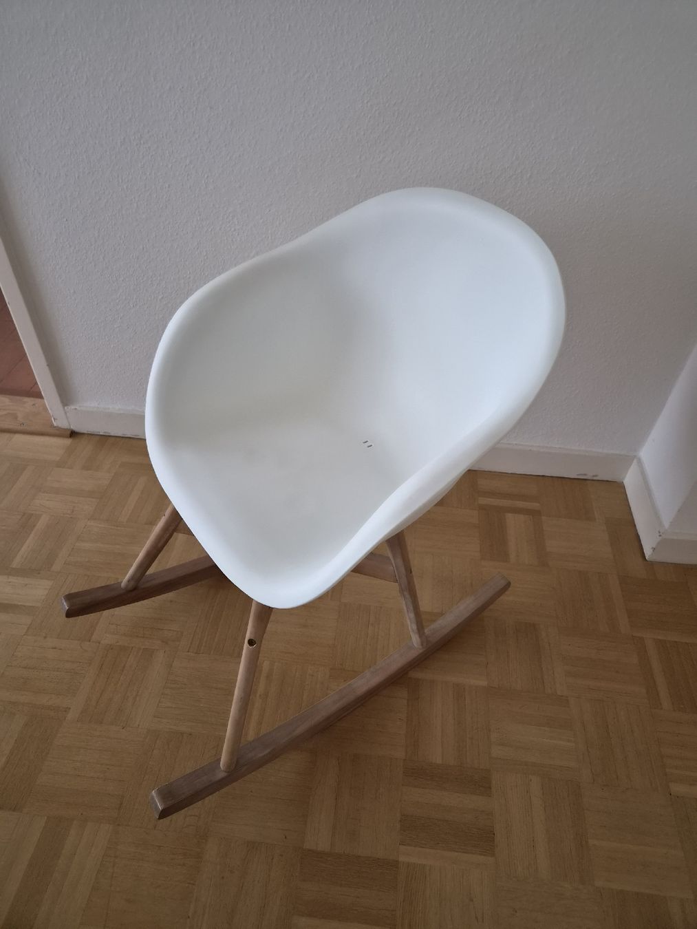 Sedie: Chaise style Eames – Usato da Genève venduto da Veronice