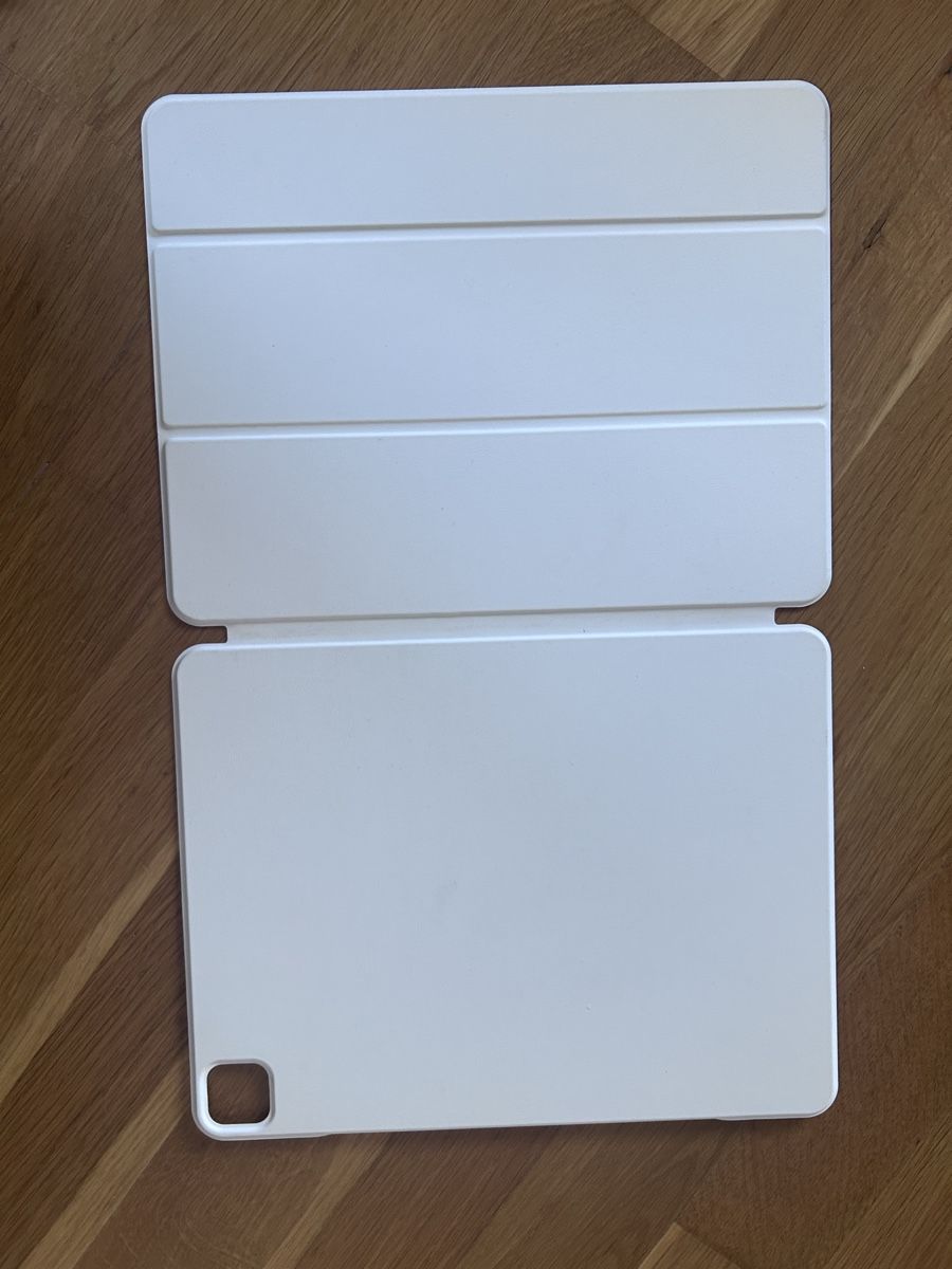 Apple Covers & Borse: Ipad Hülle/Tastatur – Nuovo (secondo la descrizione) da Hinteregg venduto da jhv_2bt9 1