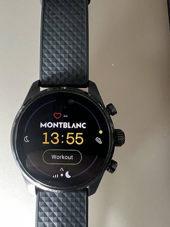 Montres: Montre Mont-Blanc Summit 3 – D'occasion à Grand-Lancy par Limane 1