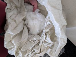 Stopfmaterial über 1 KG.