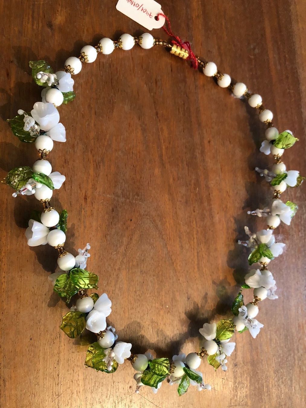 Catenine: GABLONZER GLASBLÜTENCOLLIER.Weissfarben. – Usato da Wald ZH venduto da mlnt 1