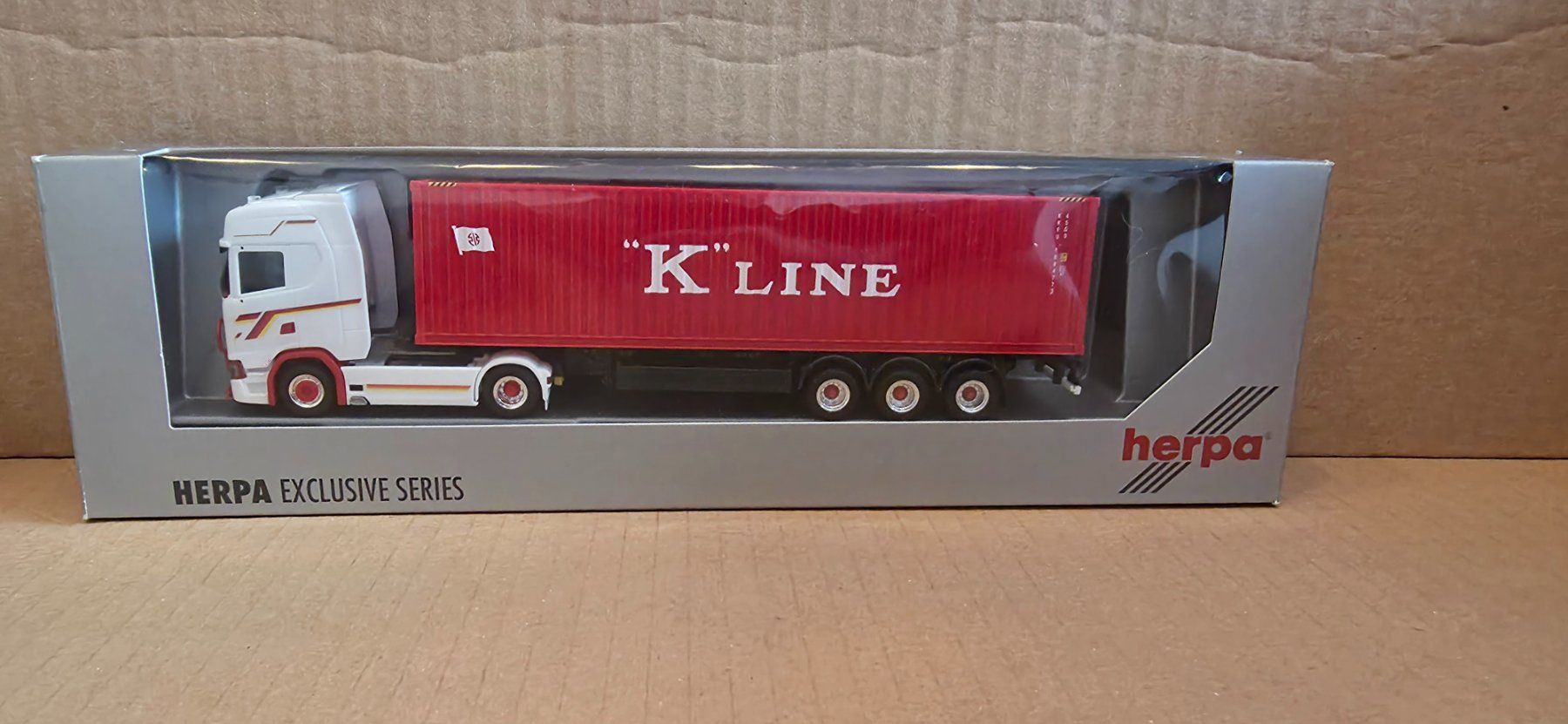 Herpa Modellini d'auto: HERPA. SCANIA.4X2. 1/87. CH. – Nuovo e nell'imballaggio originale da Romanel-s-Lausanne venduto da Bidule01