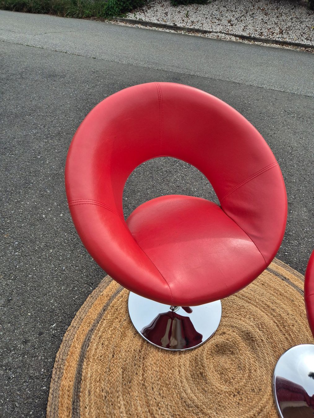 Sedie: 2 chaises pivotantes simili rouge – Usato da Fully venduto da tameab 3