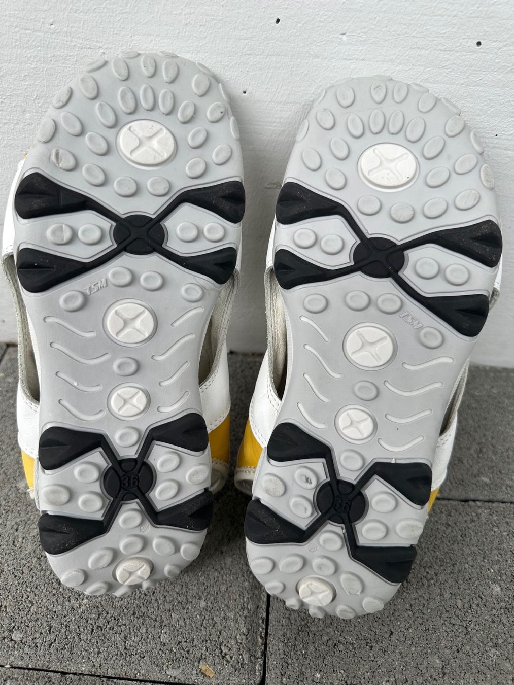 Chaussures garçon: Sandales GF Ferré, p.36 – D'occasion à St-Gingolph par GoldenKeys 5