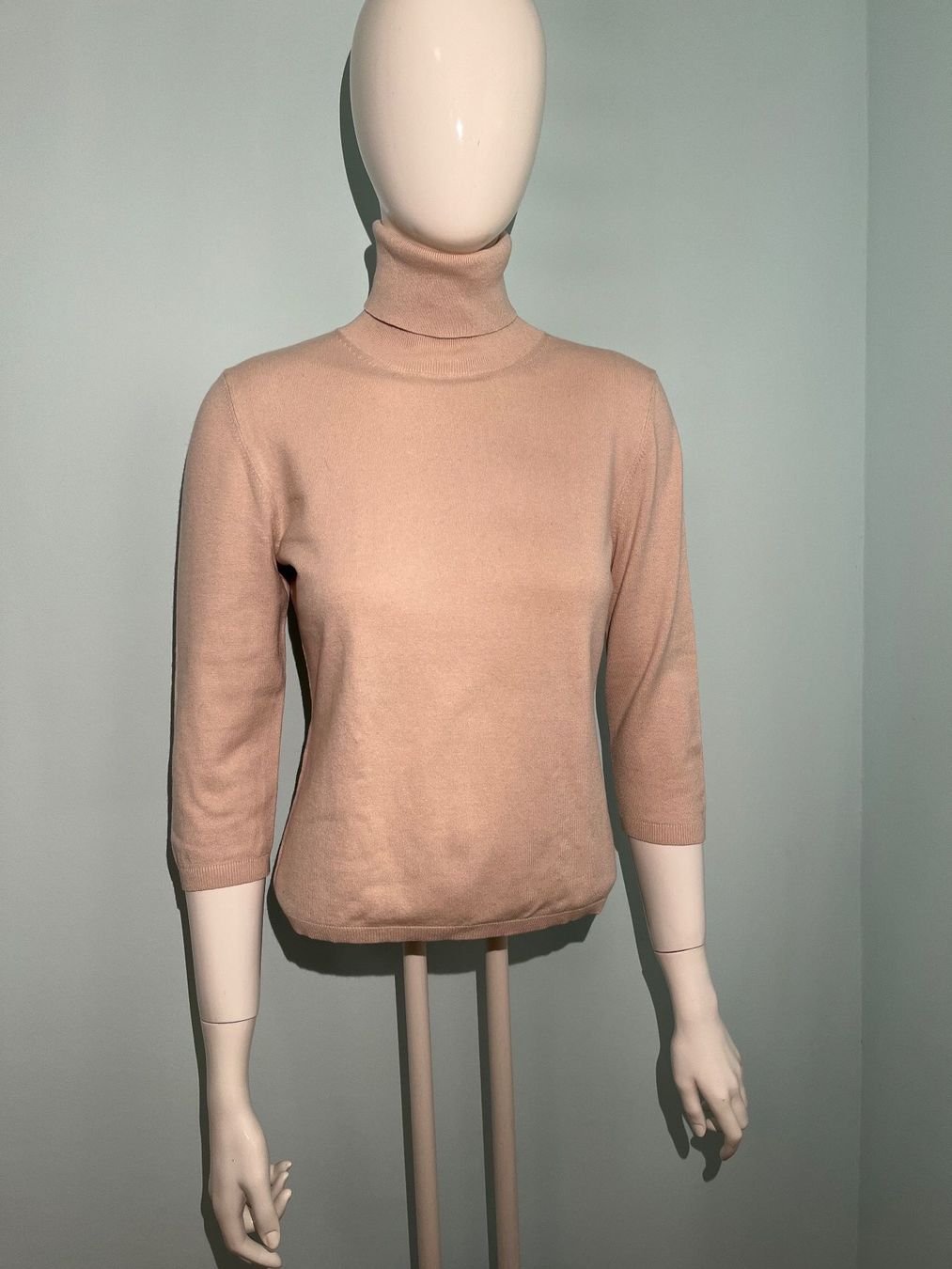 Max Mara Maglioni & Felpe: Weekend MaxMara Rollkragenpullover beige Grösse M gebraucht – Usato da Basel venduto da Corinna58 1
