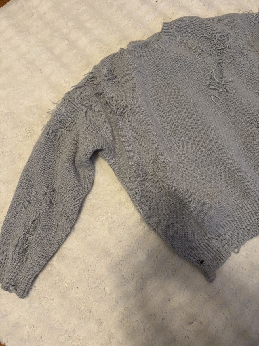 Maglioni & Felpe: Grauer Pulli mit Cristo-Motiv, Grösse M, – Usato da Herzogenbuchsee venduto da vic_p6tb 1