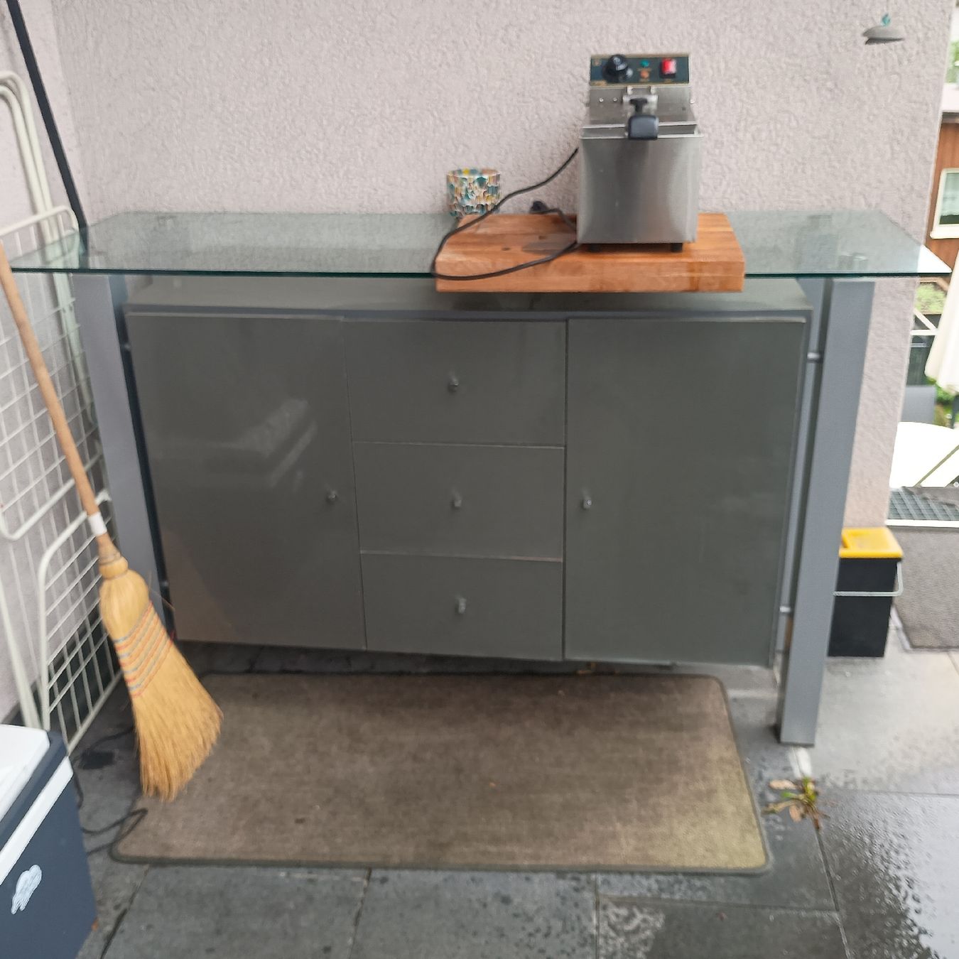 Cassettiere: Sideboard, Kommode, TV-Möbel, Lowboard, Werkkommode – Difettoso da Wolhusen venduto da boc_2d2l