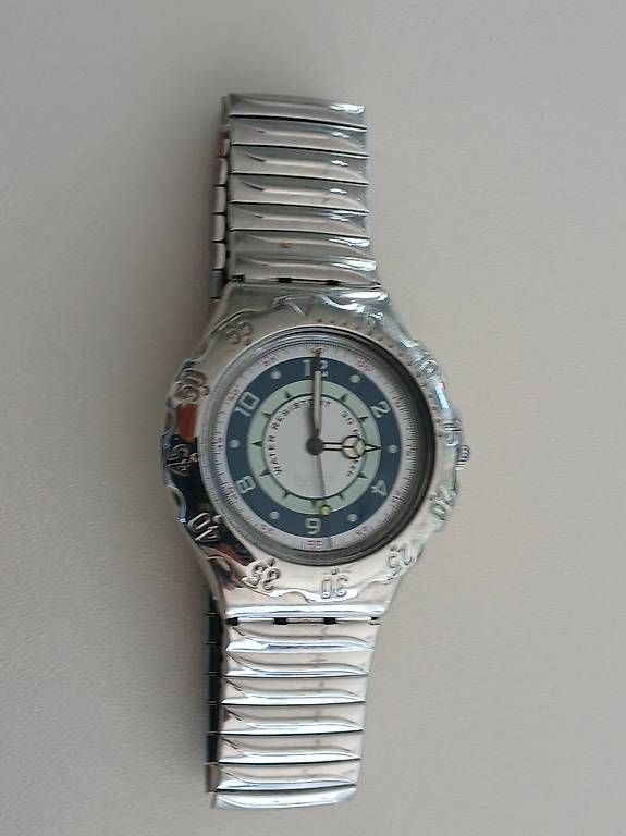 Uhren: Swatch Edelstahl – Gebraucht aus Escholzmatt von sus_9vvb