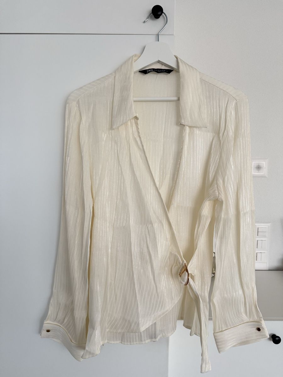 Zara Camicette: Zara Bluse Cremeweiss – Nuovo (secondo la descrizione) da Zürich venduto da mel_87ct
