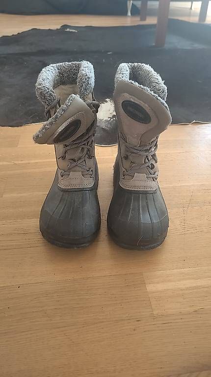Scarpe da donna: Winterstiefel Gr. 38 – Usato da Aarwangen venduto da ThierrySchaer98 2