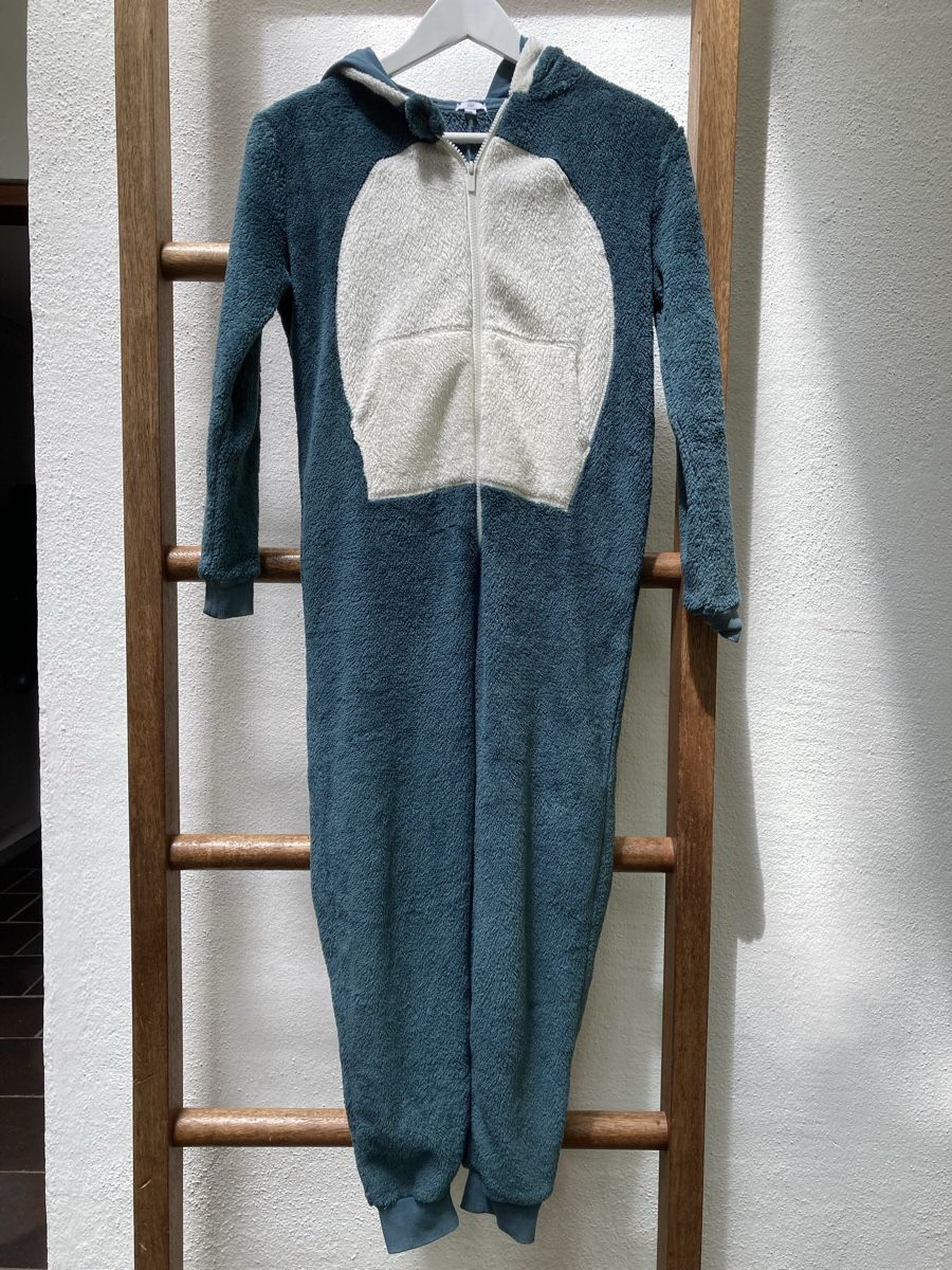 Tute: Shark Onesie – Usato da Winterthur venduto da niemim 1