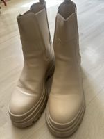 Stradivarius Boots, Beige, Gr. 41 Trend!