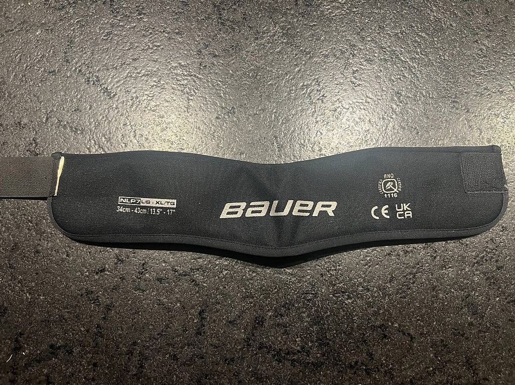 Protezioni & Imbottiture: Bauer Eishockey Halsschutz NG NLP7 Core Senior – Usato da Arlesheim venduto da SKA_4144