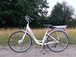 SAXONETTE E-Bike Easy Rider Swiss Edition Damen Velo ab 1.-