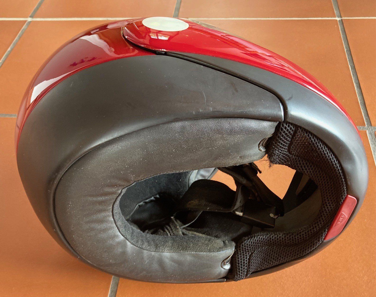 Caschi & visiere: Helm - Motorrad - Integralhelm – Usato da Orselina venduto da Vrenegonde 5