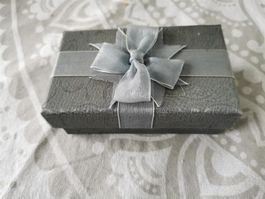 Gryphaea arcuata als Geschenk