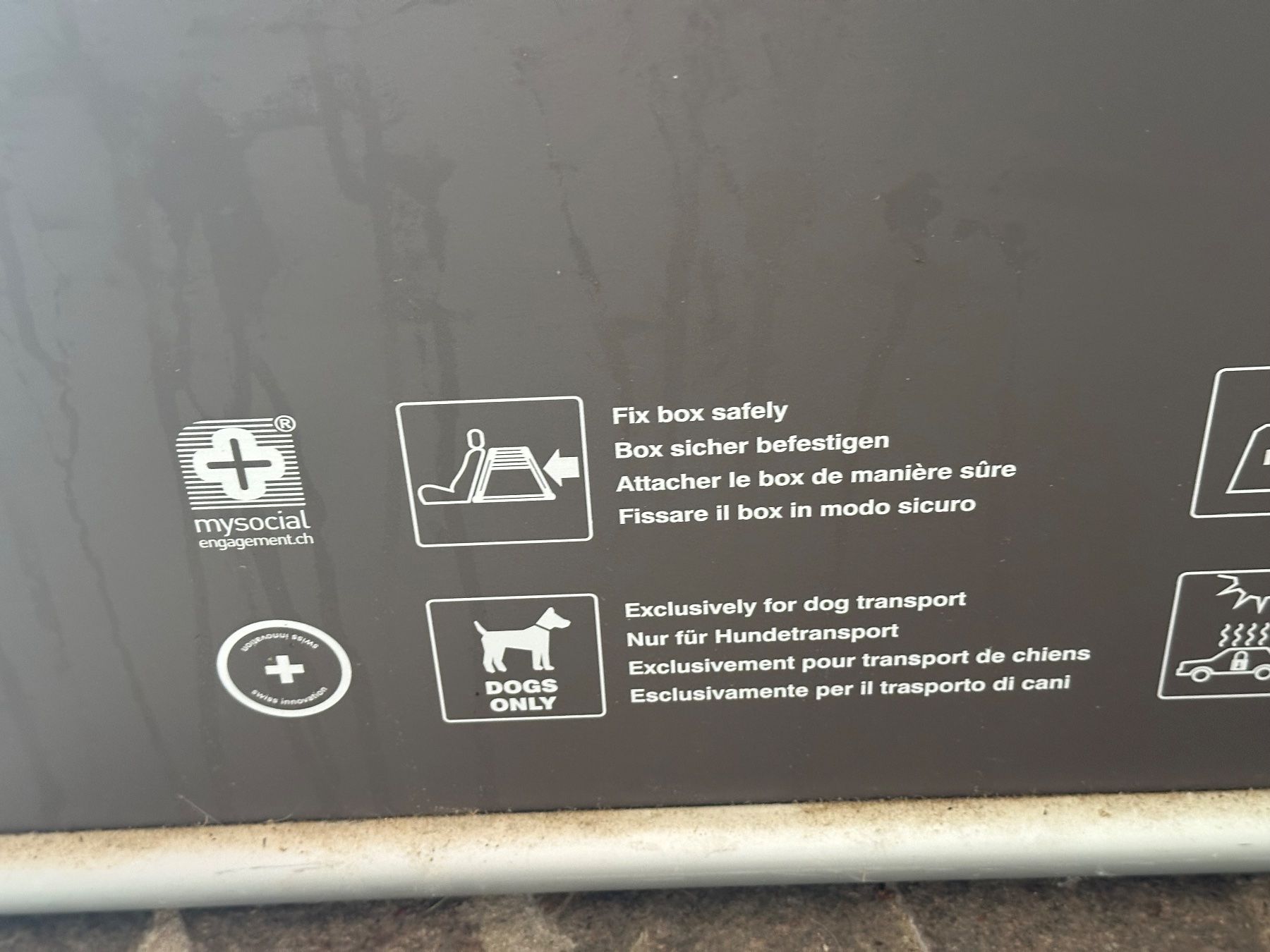 4pets Käfige, Transport & Sicherheit: Hundetransportbox – Gebraucht aus Aarburg von flacon05 7