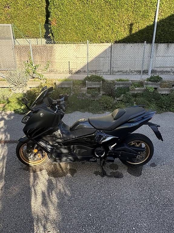 Scooters: Tmax 560 Tech Max – Gebraucht aus Villa Luganese von eli.ren 1