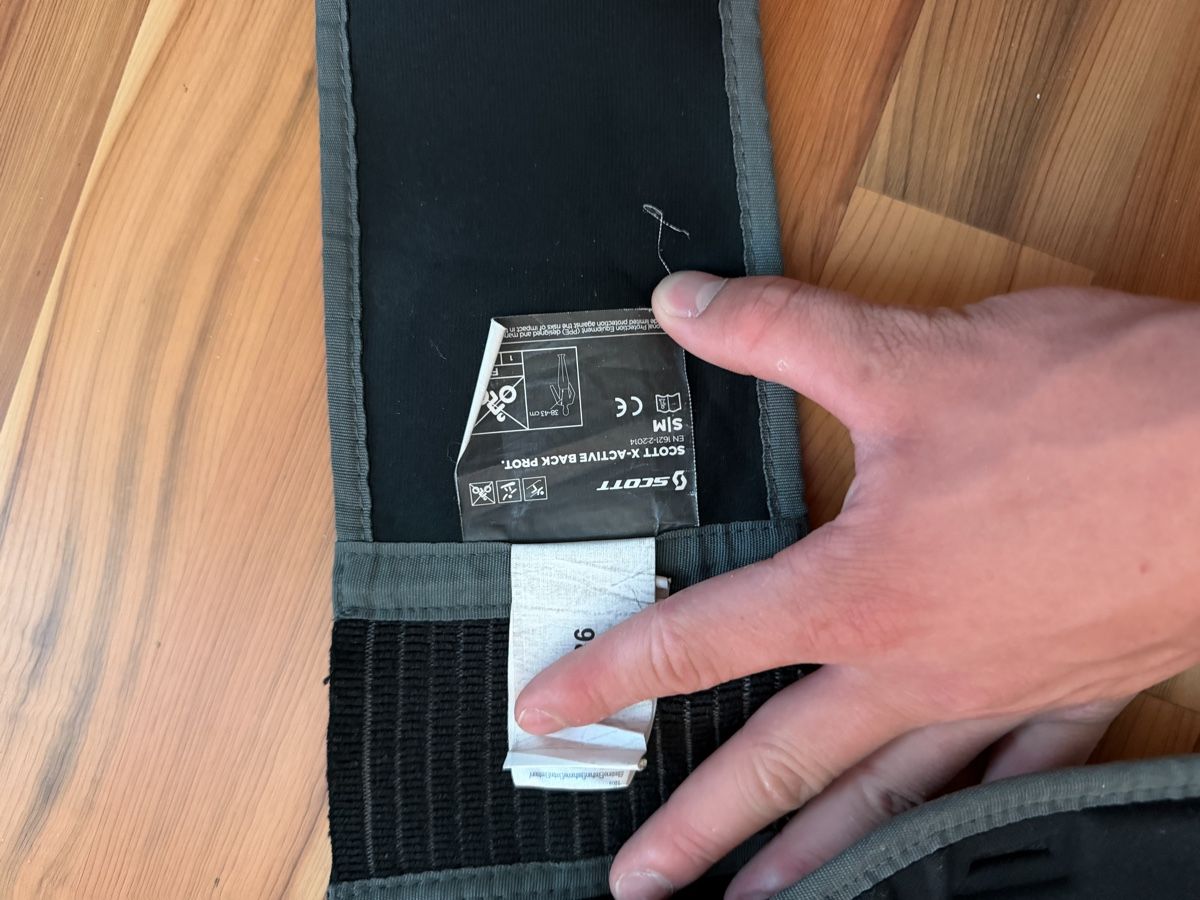 Protezioni & Imbottiture: Scott X-Active Back Protectors Schutzweste S/M Rückenprotekt – Usato da Säriswil venduto da lie_g82q 4