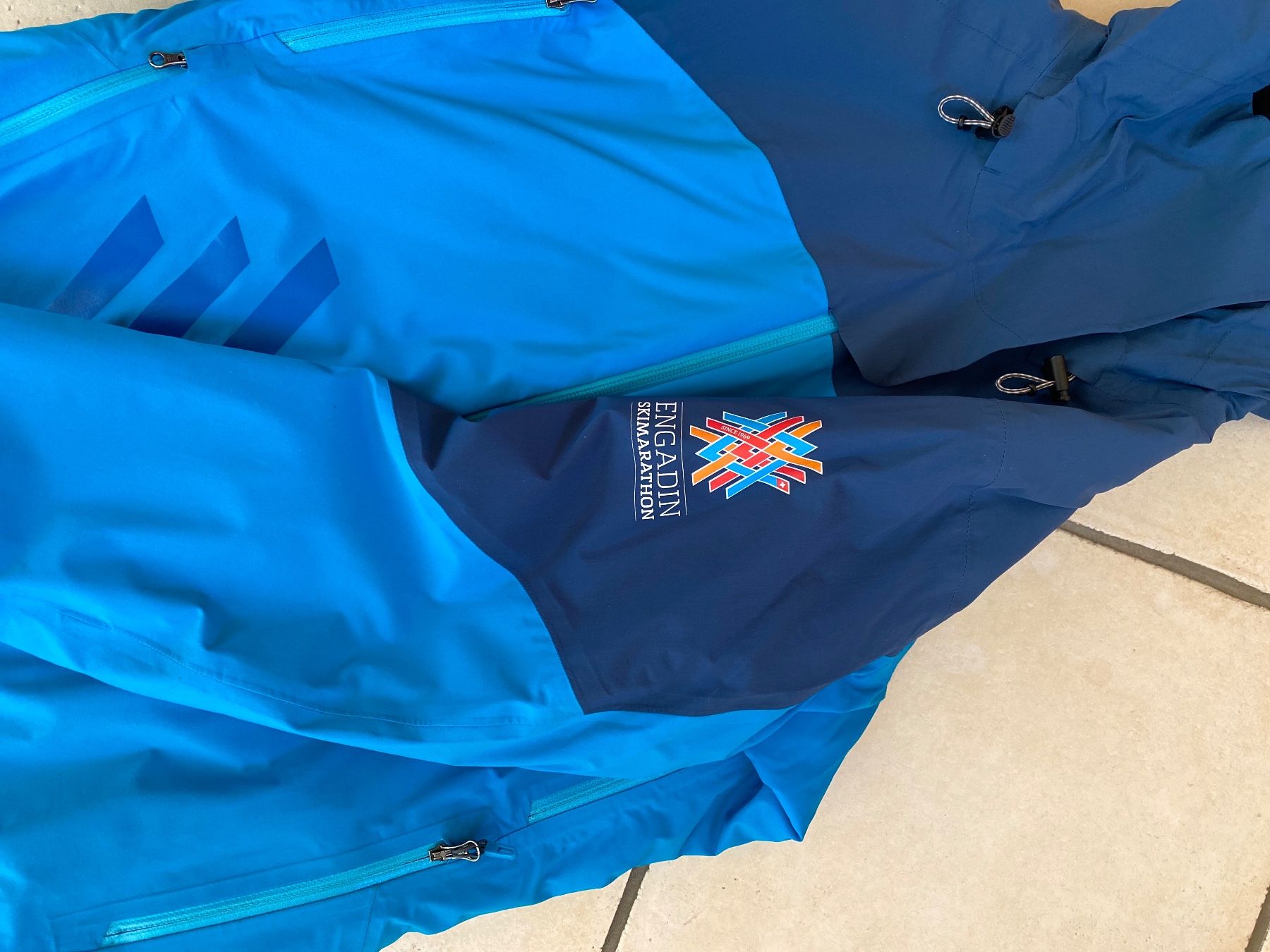 Odlo Jacken: Odlo Jacke Gr. S – Gebraucht aus St. Moritz von Cwind 1