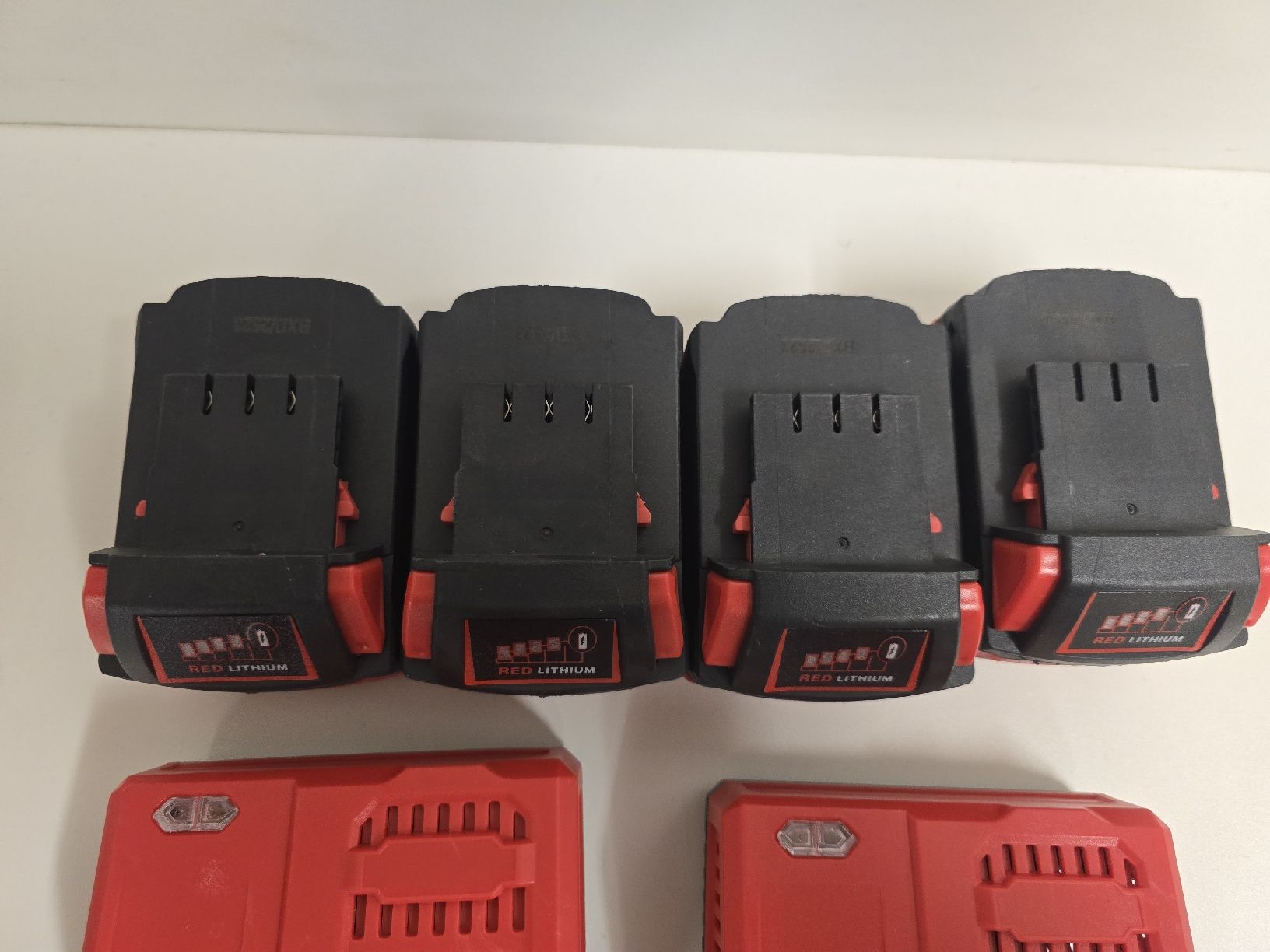 Tutti gli attrezzi: Akku-Werkzeug Set, Neu – Nuovo e nell'imballaggio originale da Oberurnen venduto da inf_q6m6 4